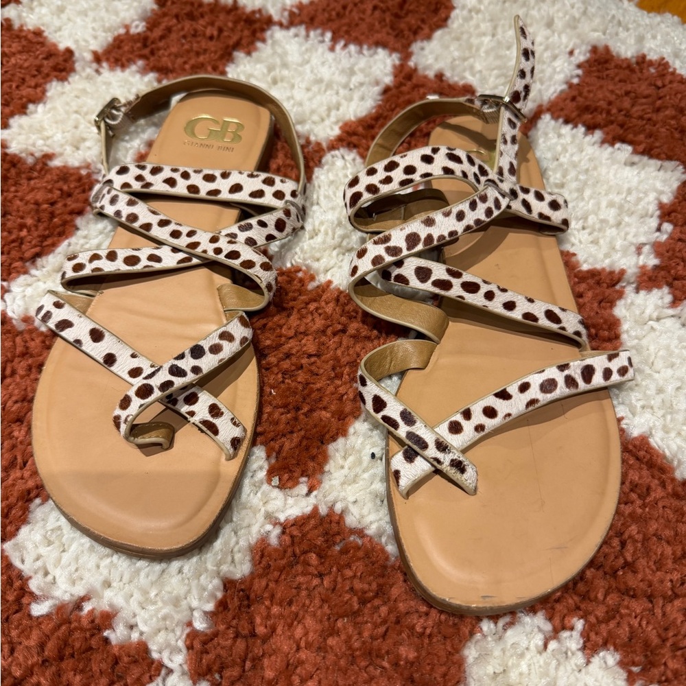 Gianni Bini Women's Spotted Sandals